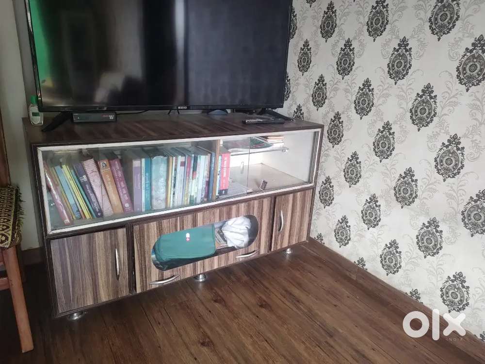 TV unit or showcase