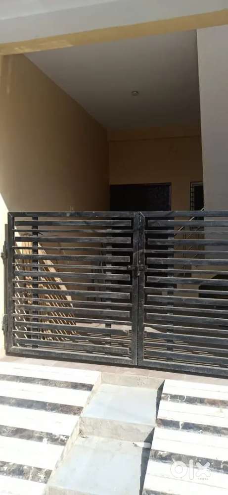 Suncity 1 dewas near industrial area