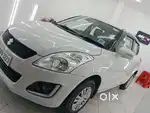 Maruti Suzuki Swift VXi + Manual, 2017, Petrol