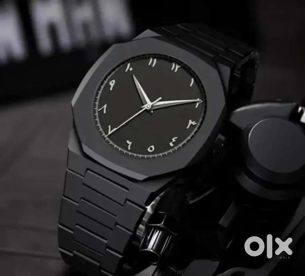 Aura watch black