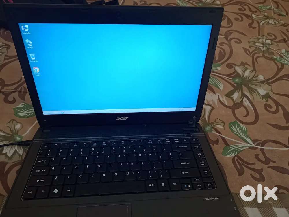 Corei3, 2GB Ram, 320 GB Hdd Acer Travelmate
