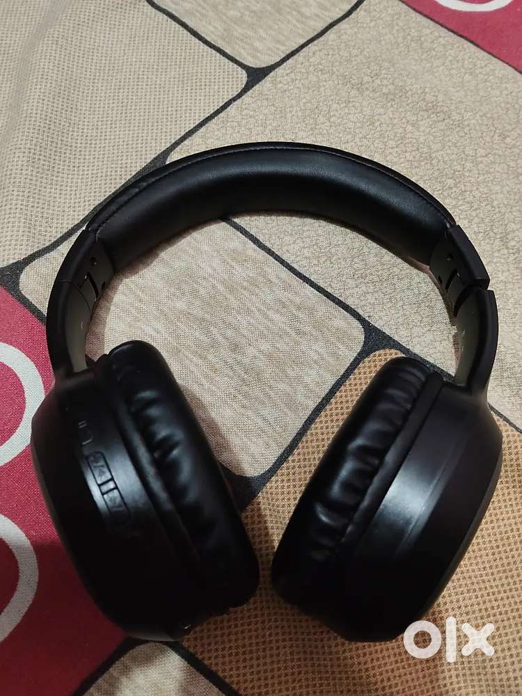 ZEBRONICS Thunder Max Over ear Headphones