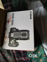 Canan 15000 dslr camera