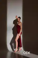 Hiring fresher girls as models and personal assisnt (PA)