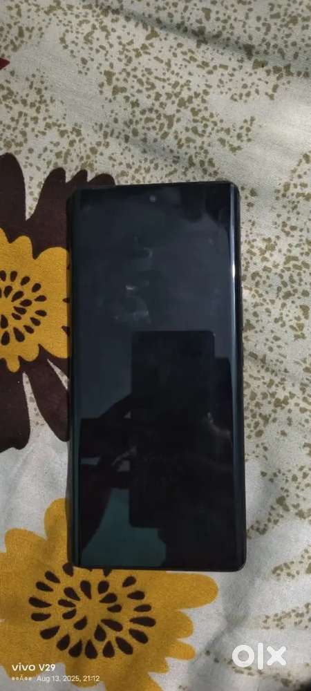 Vivo v29e Ram8+8+ 128 hai charger hai bill hai koi dikat nhi hai