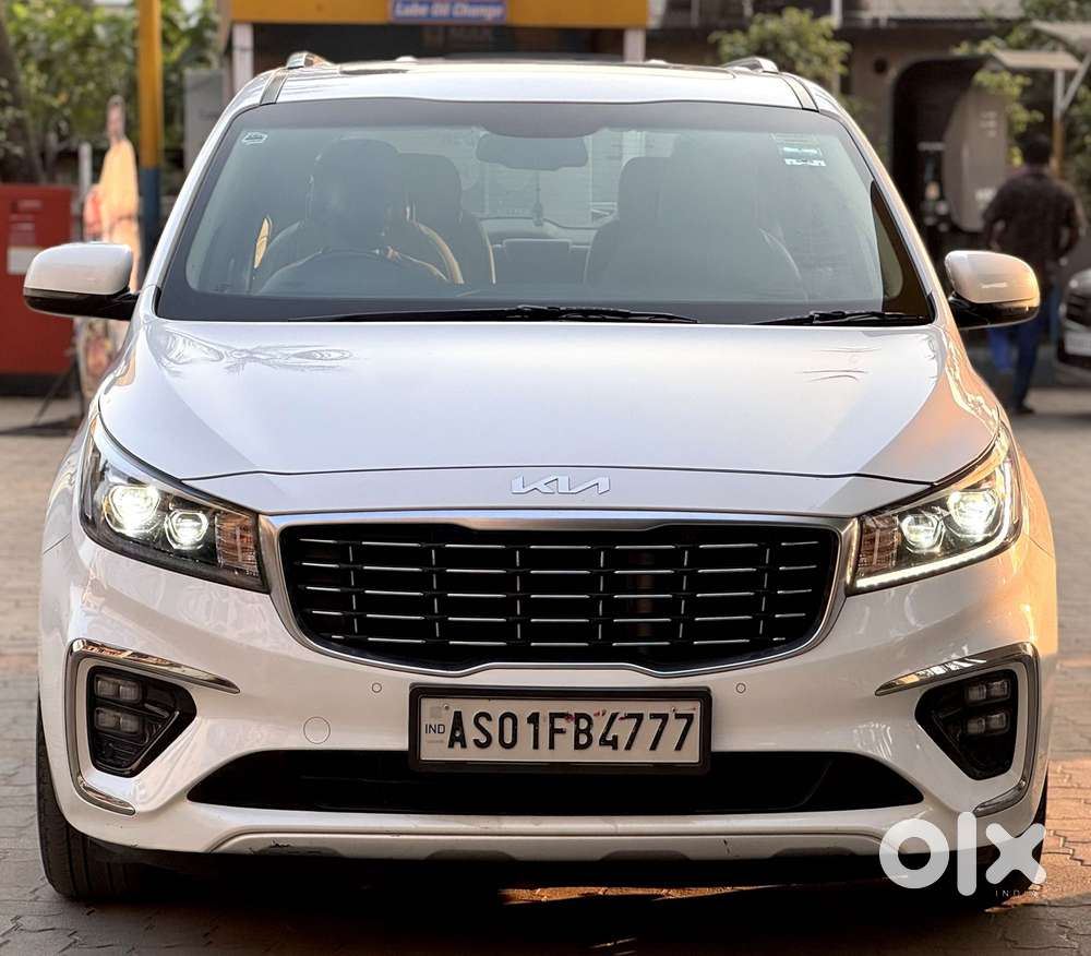 Kia Carnival Limousine Plus 7 STR, 2022, Diesel