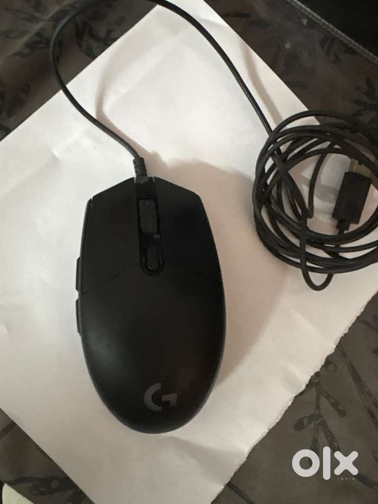Logitech g203 gaming mouse