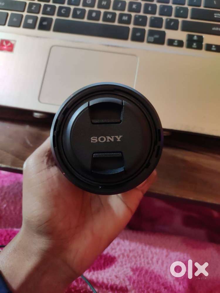 Sony E Mount FE 50mm F1.8 Full-Frame Lens (SEL50F18F)  Standard Prime