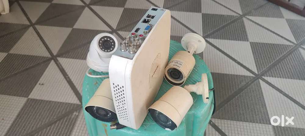 Cp plus DVR, 04 NOS cameras,500 GB Hard disk nd DVR adapter.