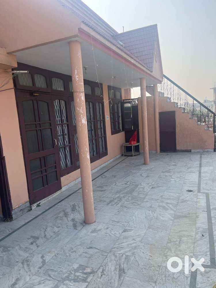 2 bhk house for rent