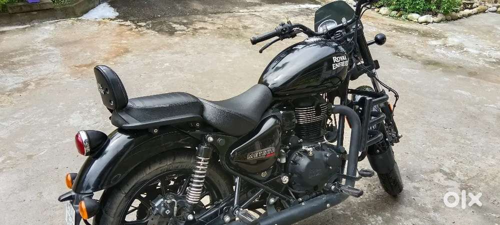 Meteor 350 fireball black