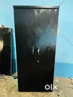 Brand new double door wardrobe only 4699