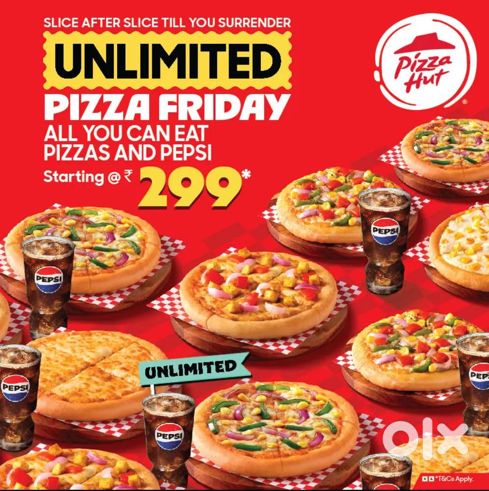 Pizza making & service