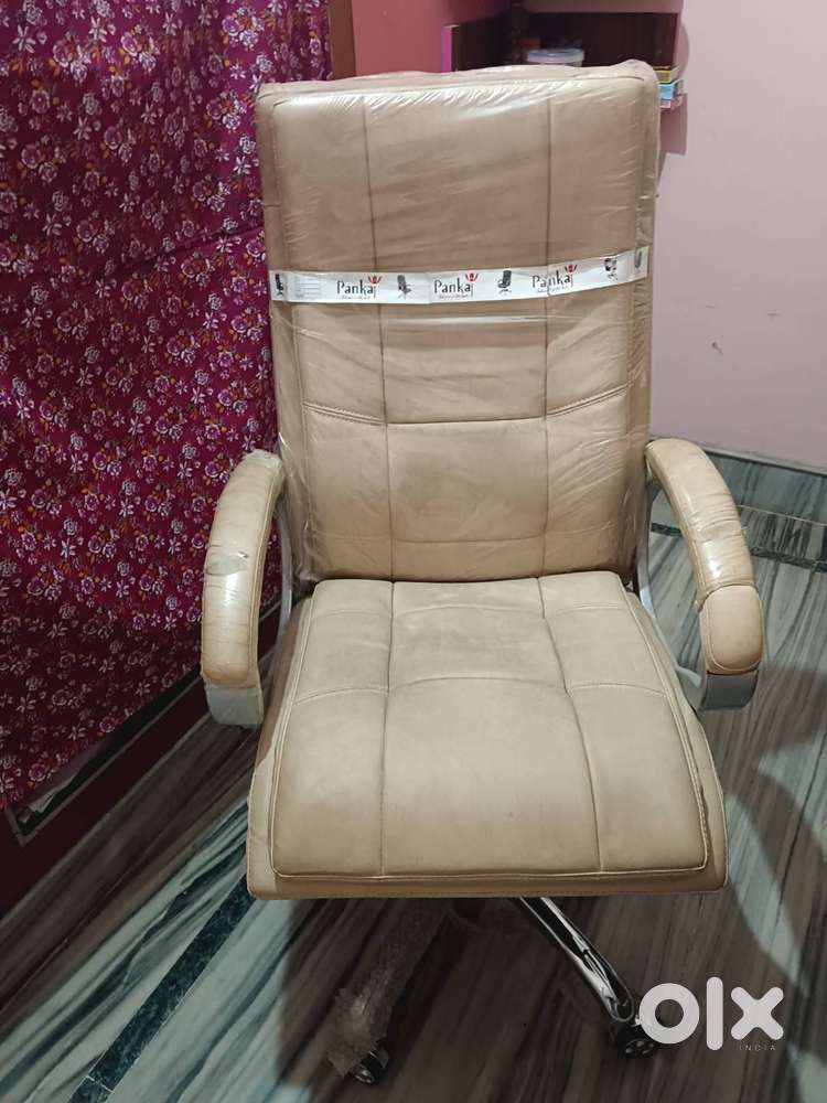 Best seating chair for office, store or personal relaxation.