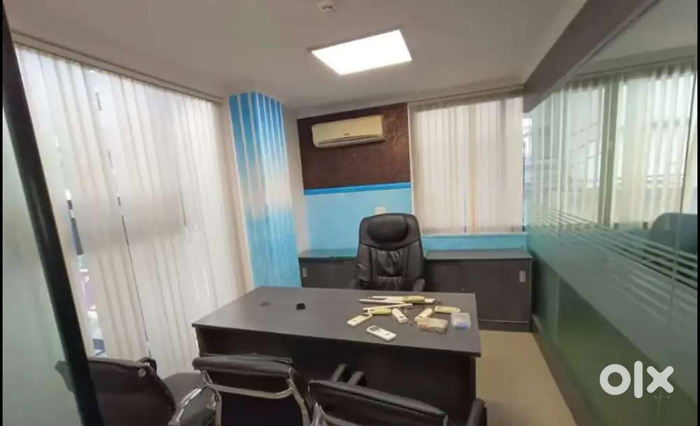 1000 sqft 2700  furnished  academy & office at Palarivattom edapally