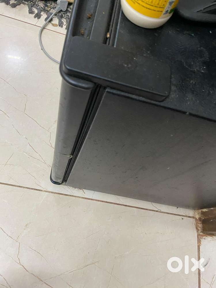 Haier mini refrigerator