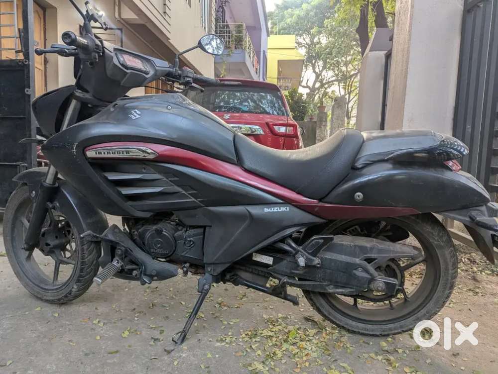 Suzuki Intruder 150 Fi