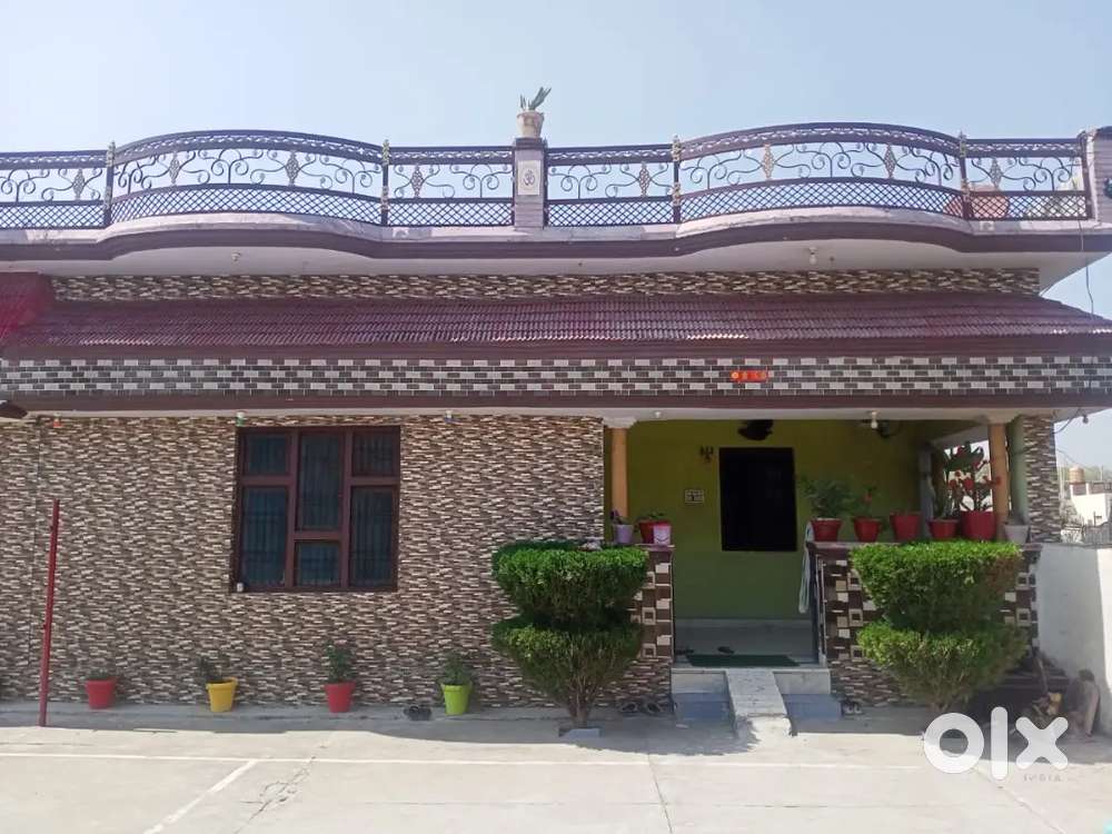 Purnagiri mandir line jhankat mein highway highway se 800 MTR duri par