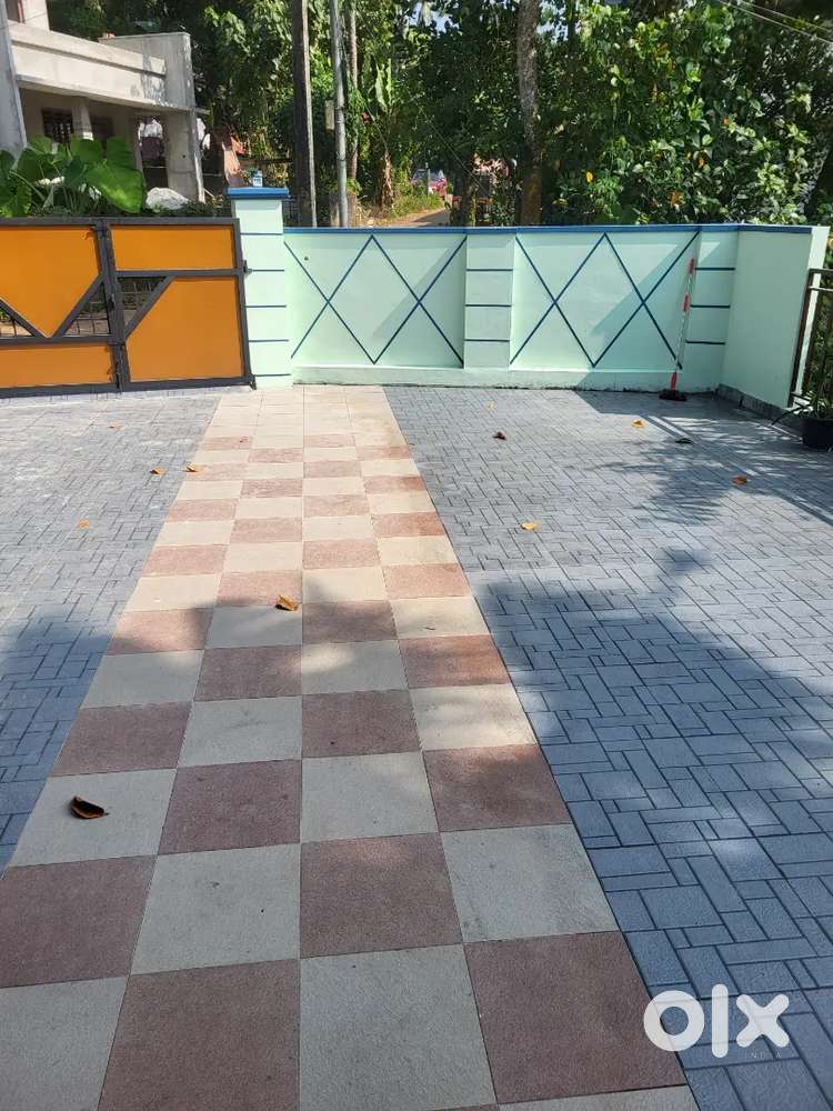 HOUSE FOR RENT : NEAR NALANCHIRA AND MANNANTHALA