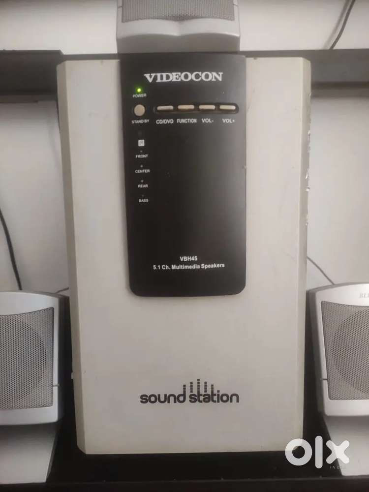 Silver heavy deep bass output,5.1 home theatre fully working condition