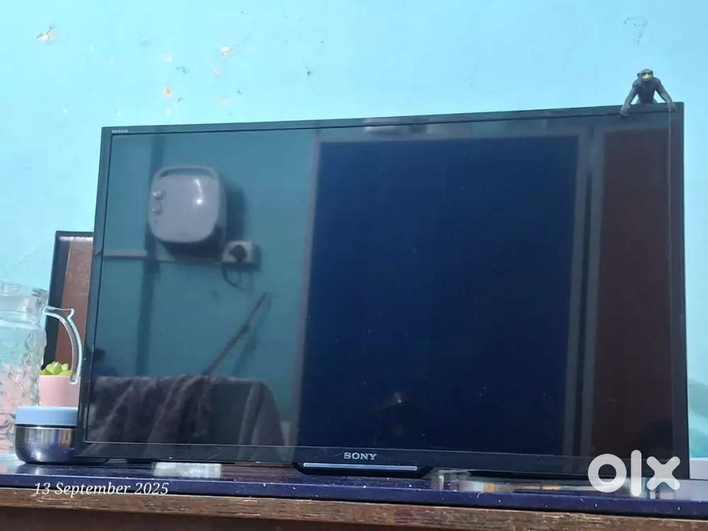SONY TV KLV-32R512C