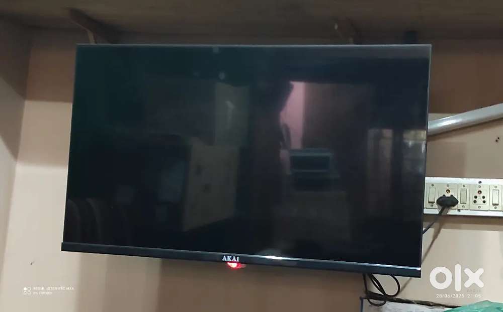 Akai Smart TV 32 inch, Zebronics party speaker 2 no's and HP printer