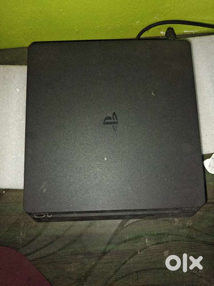 Ps4 slim 1 tb for sell