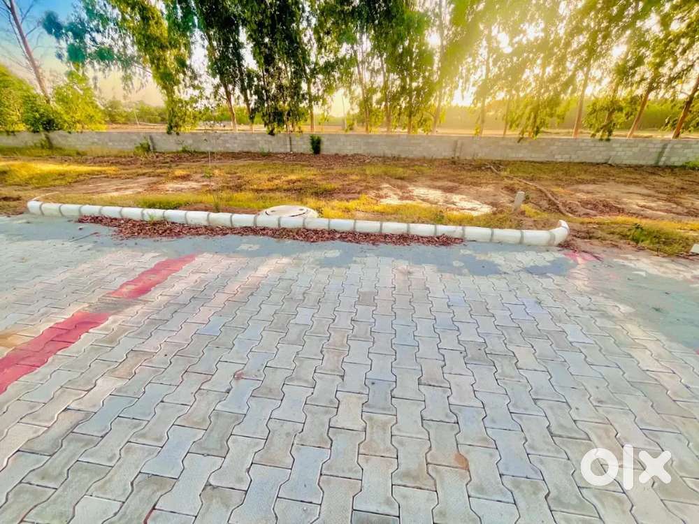 450sqyd plot for sale