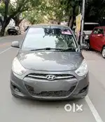 Hyundai i10 Sportz AT, 2012, Petrol