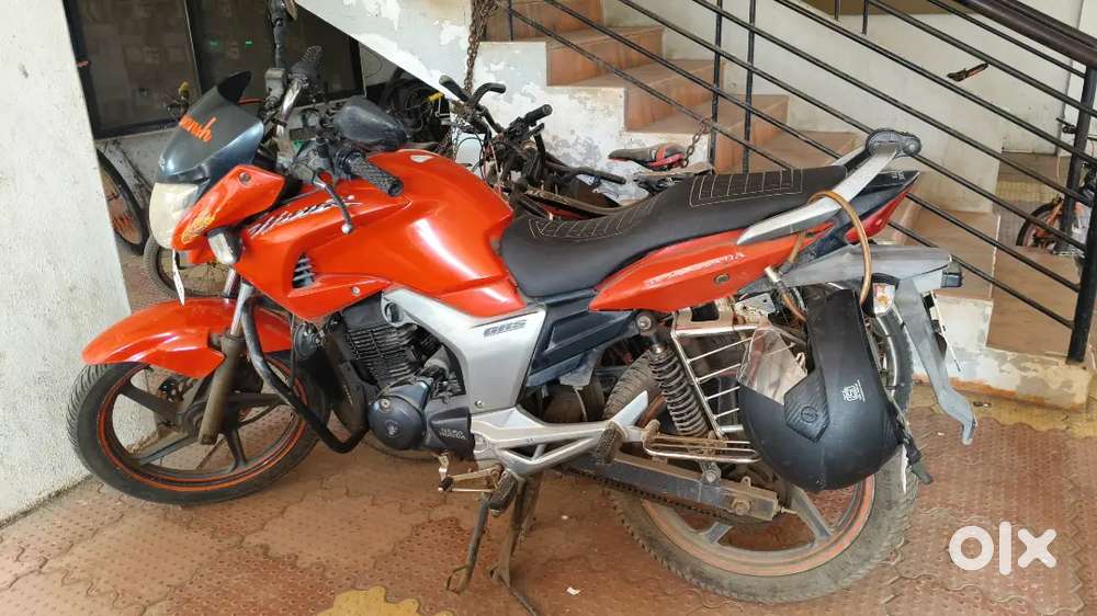 Hero Honda Hunk 150 cc bike