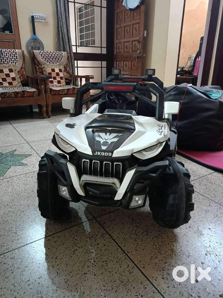 Ride On Toy Car (New Condition)