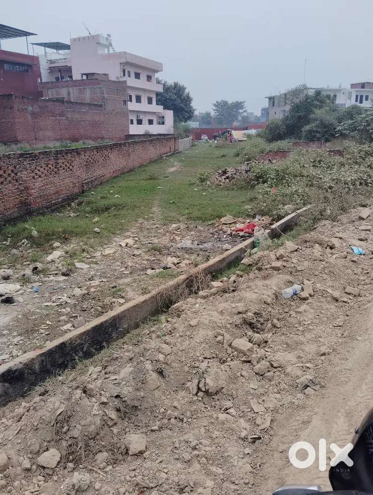 Plot for sale market price se Kam me (570000lkhbissa ).