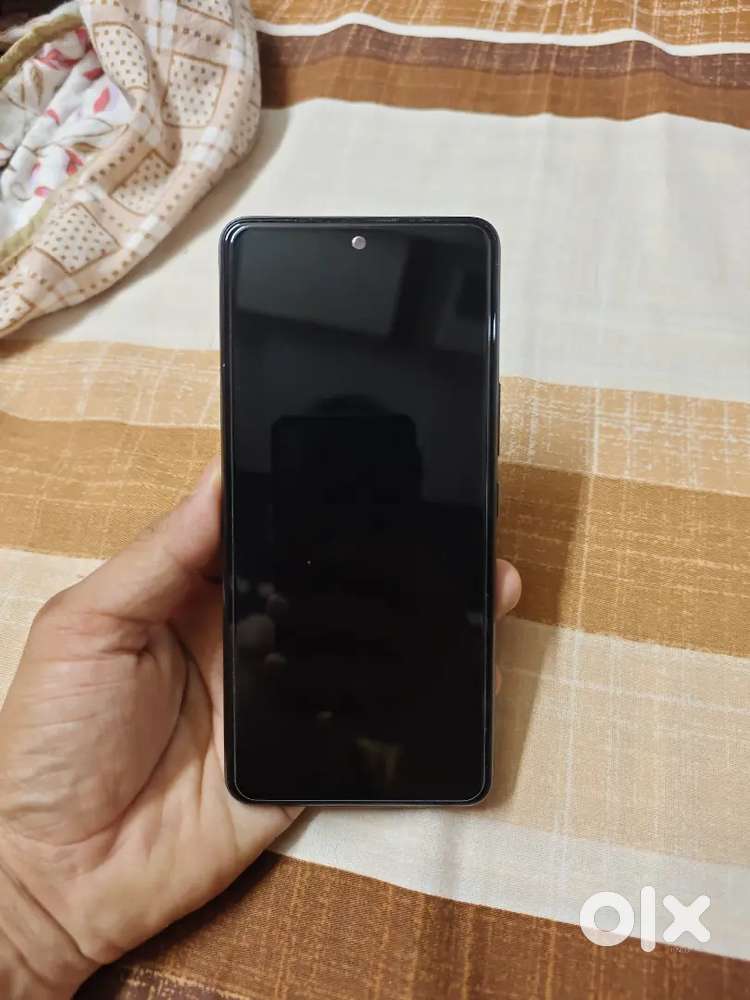 IQOO 7 8GB + 256 GB