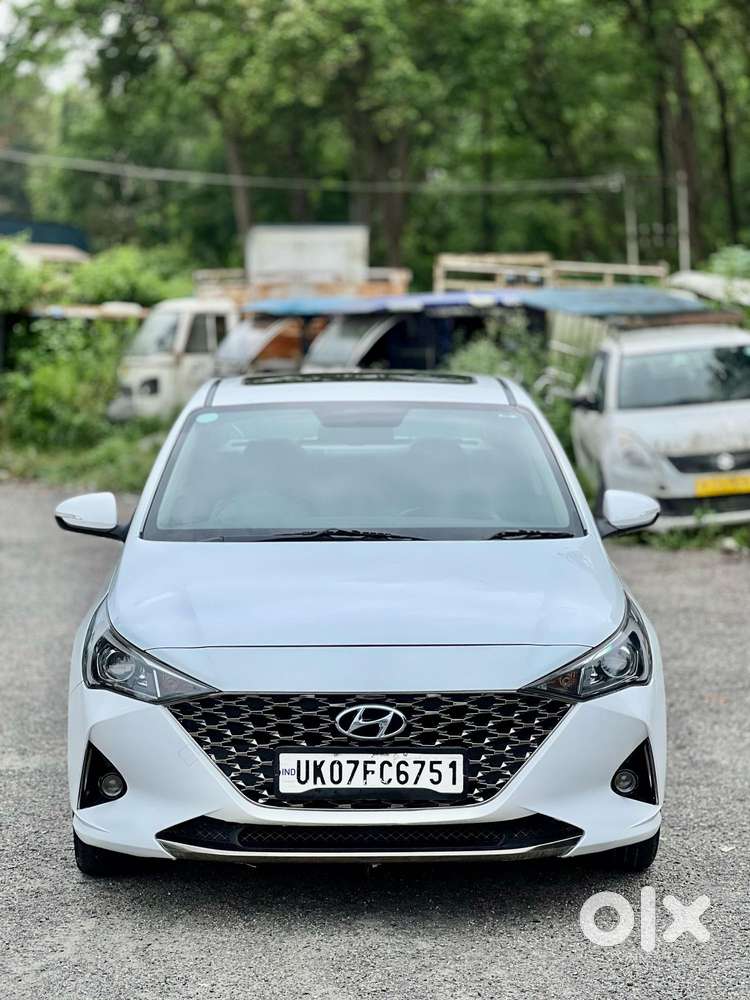 Hyundai Verna 1.5 SX VTVT, 2022, Petrol