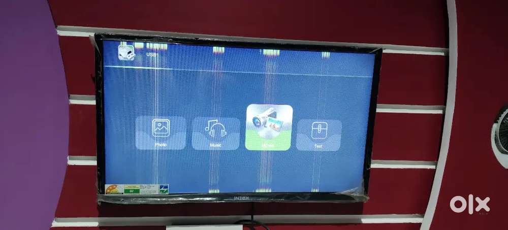 intex led Tv display per lines he