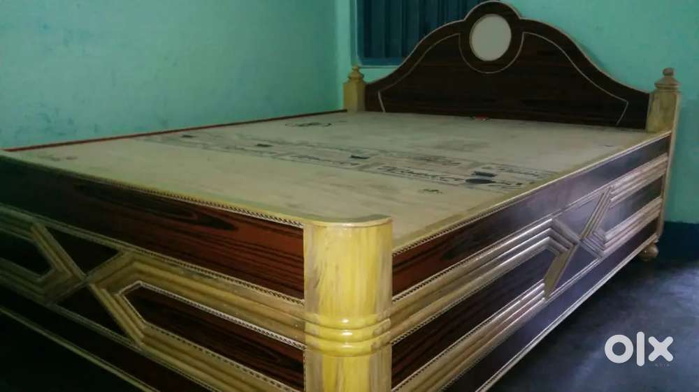Very attractive box bed having size 5/6.5