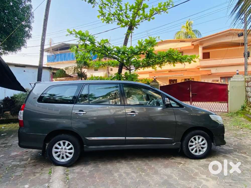 Toyota Innova 2012 Diesel 145000 Km Driven