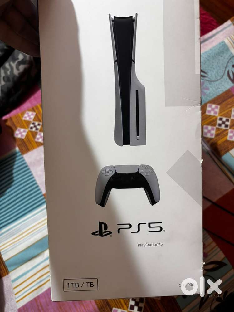 PS5 Slim Disc Edition, 7months old with Bill and Warranty