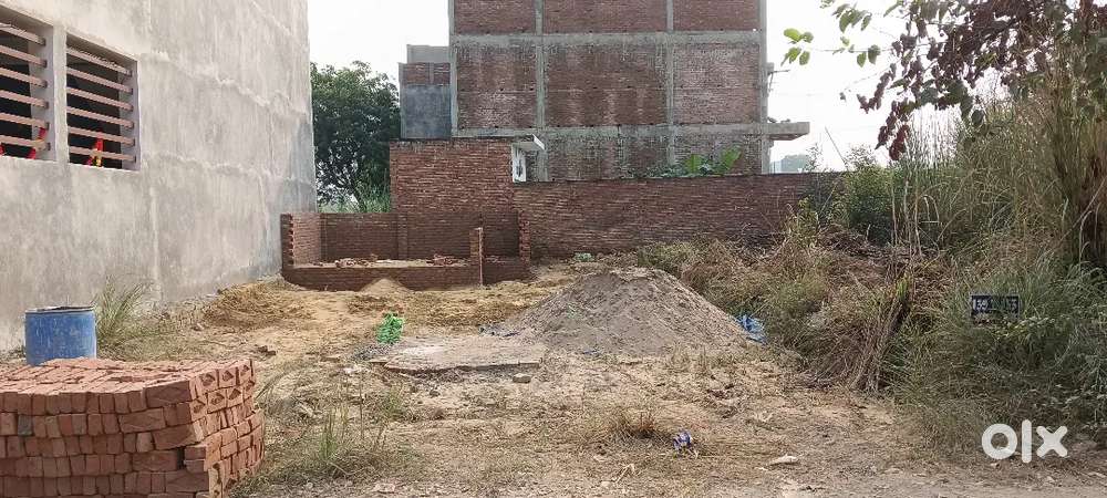 बनायें अपने सपनों का आशियाना झलवा खेलगांव पब्लिक स्कूल के पास