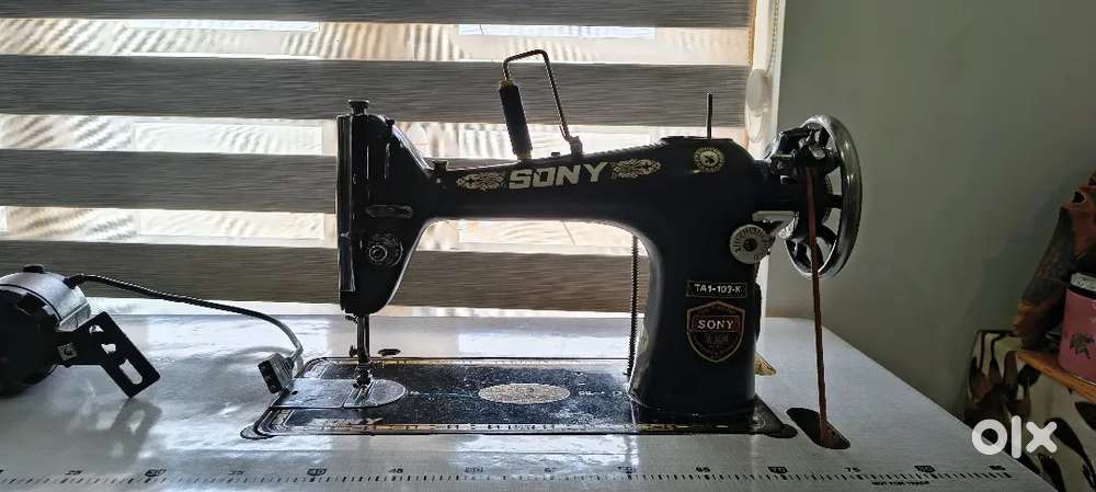 Sony sewing machine with motor
