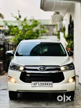 Toyota Innova Crysta 2.4 V 8 STR, 2017, Diesel