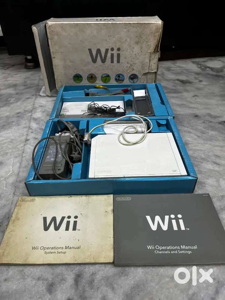 Nintendo wii - boxed - unused with games - 128GB