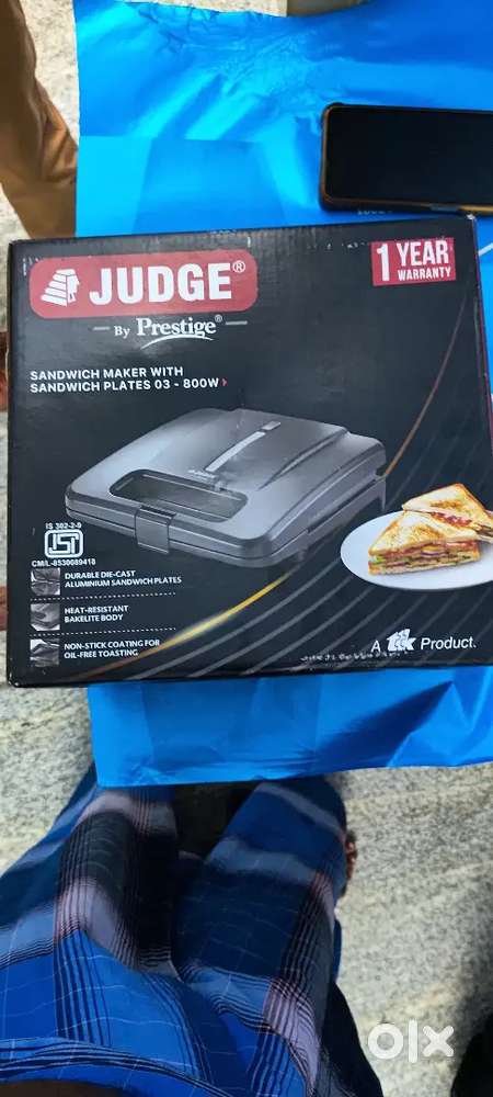 Judge by Prestige 800 Watts Sandwich Maker with Grill Plates