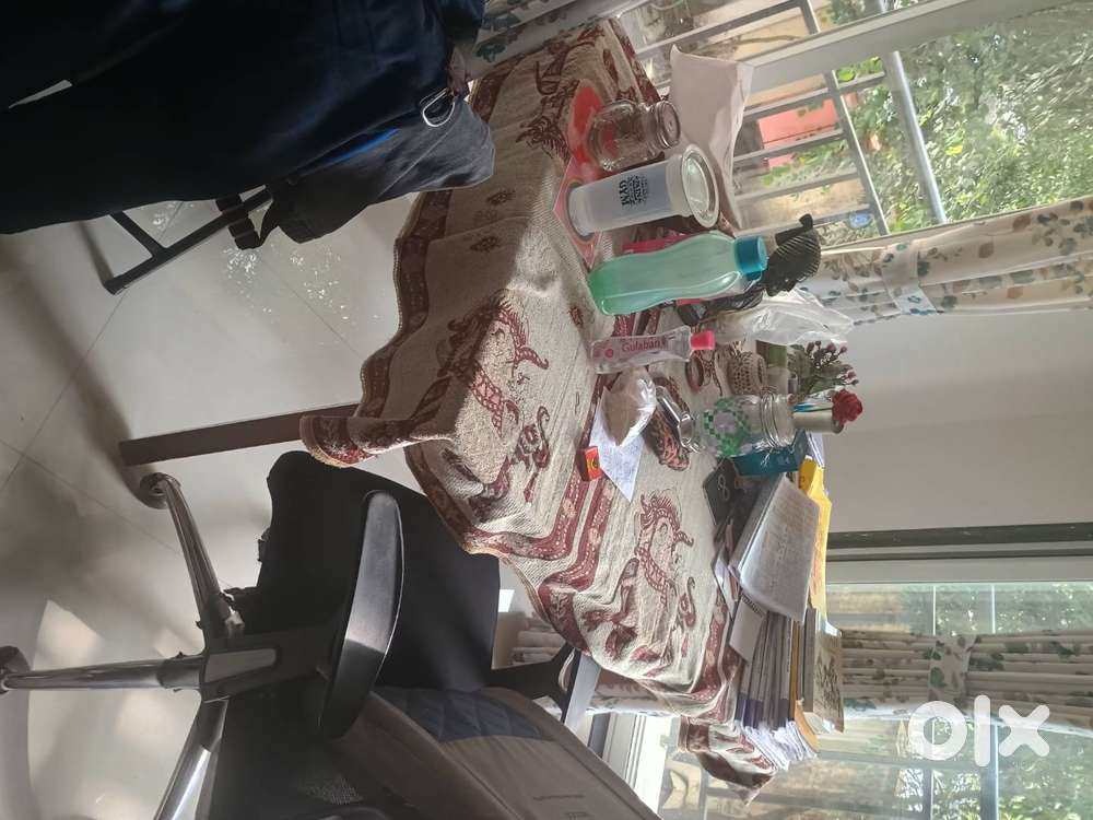 6 seater Dining table in Thane Anand Nagar