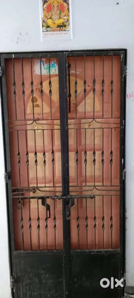 Very good looking flat available for rent