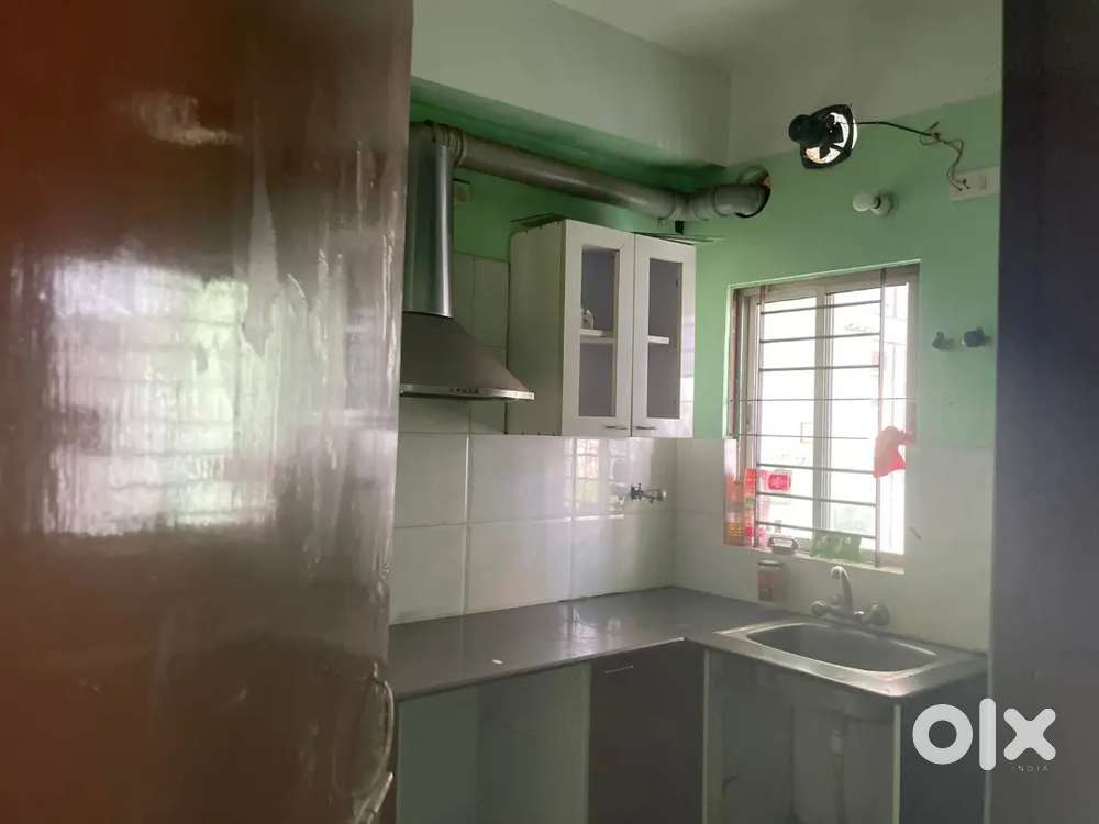 2bhk semi furnished flat Bhetapara