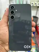 Samsung  s23 fe..8gb ram 256fom.