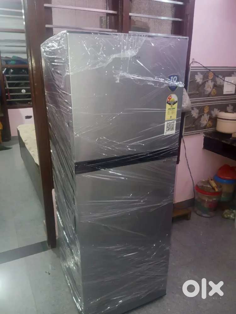 Midea 233 L big size double door New unused fridge