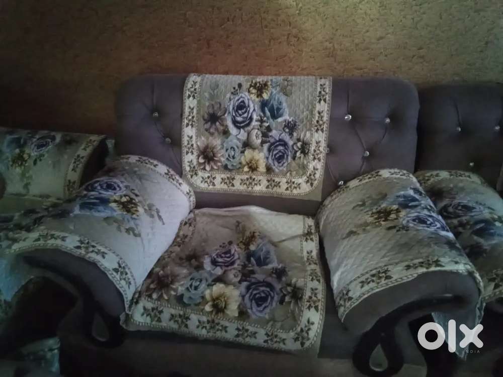 Sofa set 3+2  jumbo size seater included one glass centre table