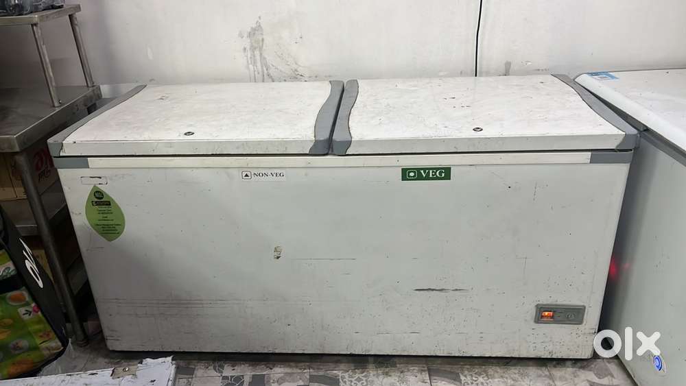Deep fridge working condition 450lit and wall deep
